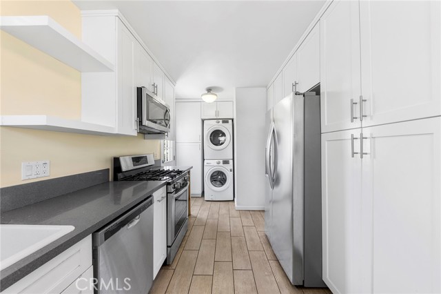Detail Gallery Image 13 of 21 For 530 W Montana St, Pasadena,  CA 91103 - 3 Beds | 2 Baths