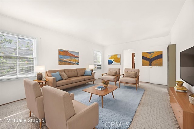 2100 W Valencia Drive, Fullerton CA: https://media.crmls.org/medias/044539a7-7346-4ae6-a130-7012da86e601.jpg