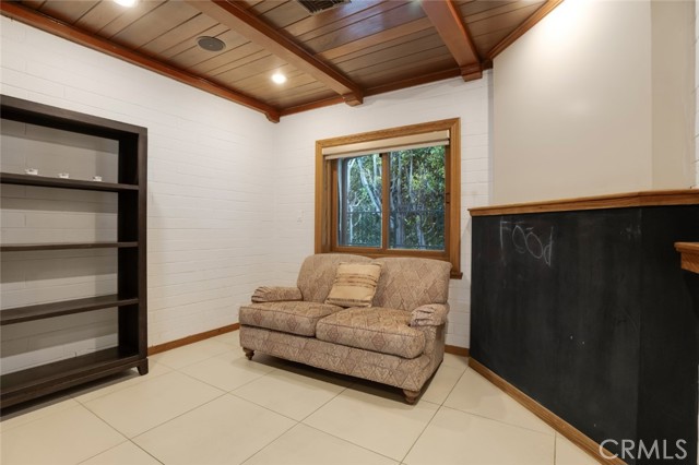 Image 12 of 58 For 2205 Catalina Street