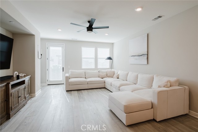 Detail Gallery Image 17 of 43 For 3523 Brody, Oceanside,  CA 92056 - 4 Beds | 3/1 Baths