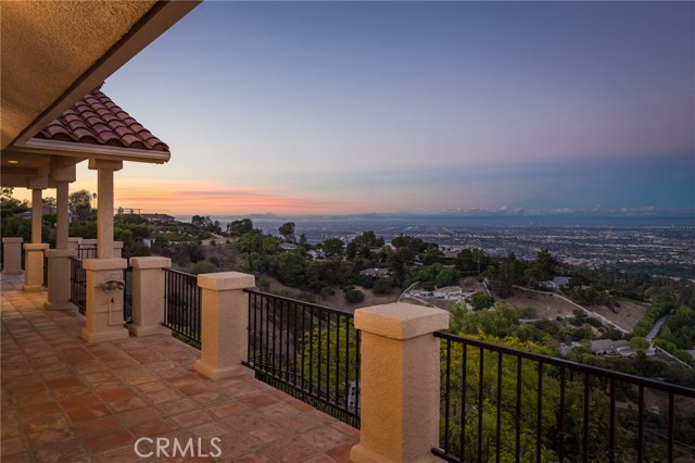 3837 Crest Road, Rancho Palos Verdes, California 90275, 4 Bedrooms Bedrooms, ,5 BathroomsBathrooms,Residential,Sold,Crest,SB17004946