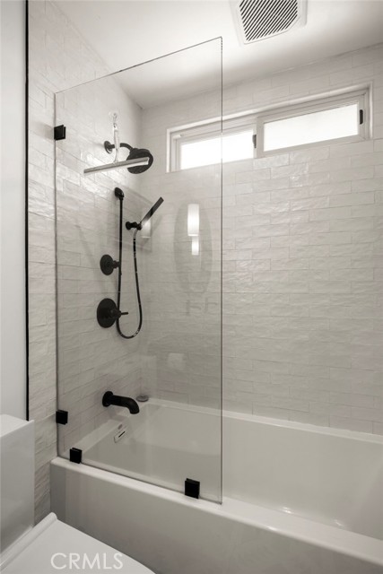 125 Broadway, Redondo Beach, California 90277, 3 Bedrooms Bedrooms, ,2 BathroomsBathrooms,Residential,For Sale,Broadway,SB26087245