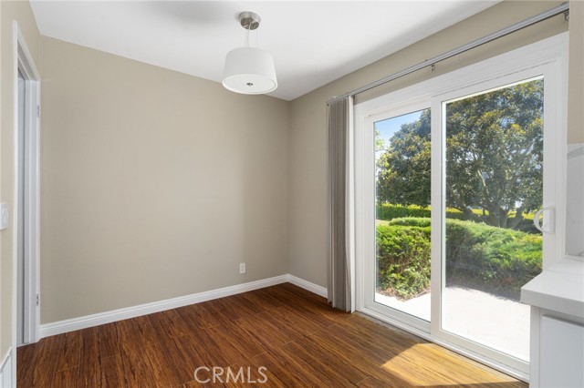 21 Hilltop Circle, Rancho Palos Verdes CA: https://media.crmls.org/medias/044b5f65-c7f6-475a-a63f-e481c3e9a477.jpg