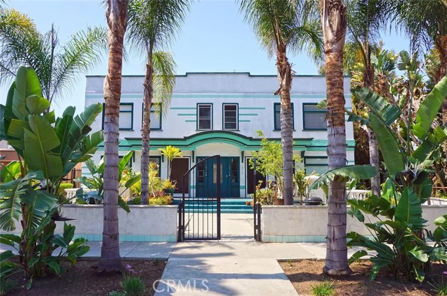 1912 E 2nd Street, Long Beach CA: https://media.crmls.org/medias/044bf79c-0a49-4d54-8db2-ab80e248e3c7.jpg