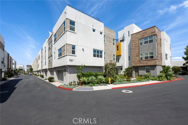 Detail Gallery Image 41 of 48 For 987 E Mason Ln #130,  Anaheim,  CA 92805 - 4 Beds | 3/1 Baths