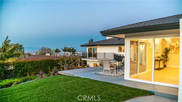 27333 Rainbow Ridge Road, Palos Verdes Peninsula, California 90274, 4 Bedrooms Bedrooms, ,3 BathroomsBathrooms,Residential,Sold,Rainbow Ridge,SB22081661