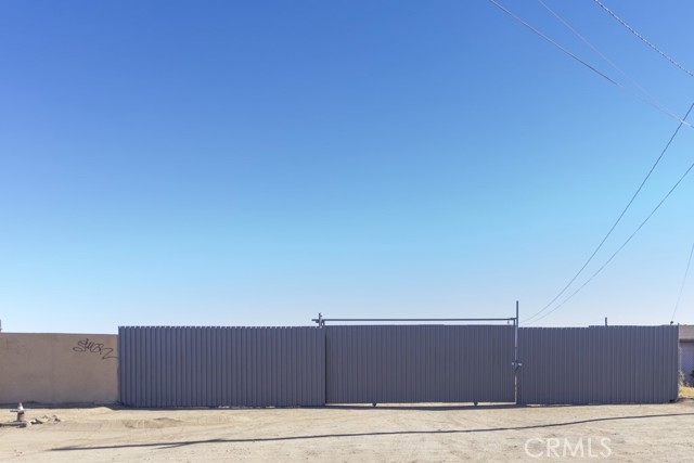 42052 3rd Street, Lancaster, California 93535, ,Commercial Lease,For Rent,42052 3rd Street,CRBB24251746