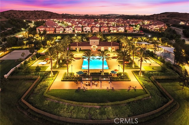 118 Sunnybank, Irvine CA: https://media.crmls.org/medias/044e1487-e89e-43c7-938e-8606a5436881.jpg