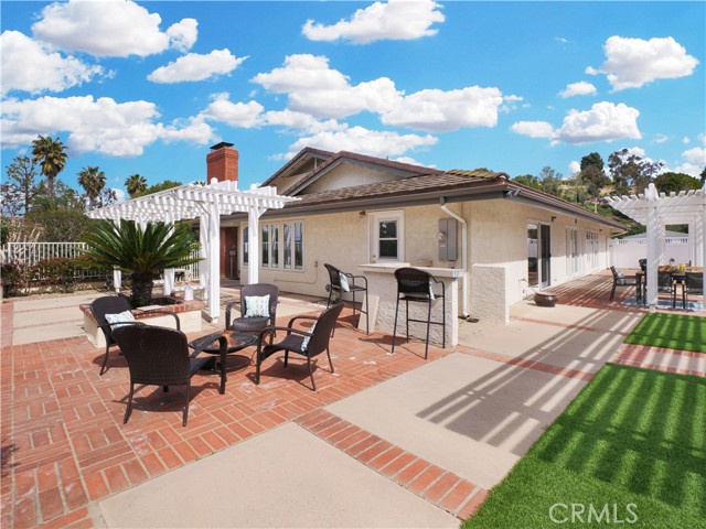 4 Bridlewood Circle, Rolling Hills Estates, California 90274, 3 Bedrooms Bedrooms, ,1 BathroomBathrooms,Residential,Sold,Bridlewood,PV23048044