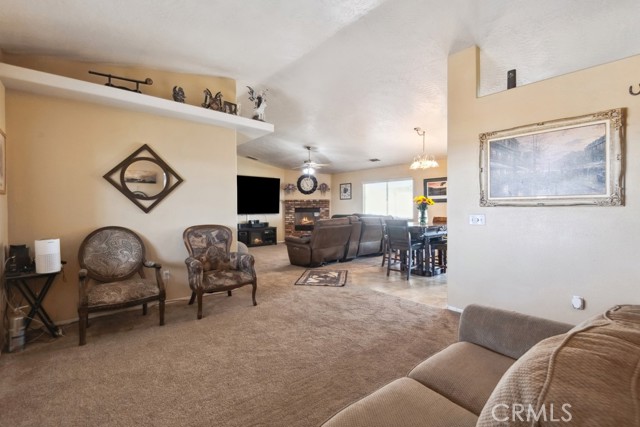 Detail Gallery Image 7 of 37 For 8865 7th St, Phelan,  CA 92392 - 3 Beds | 2 Baths