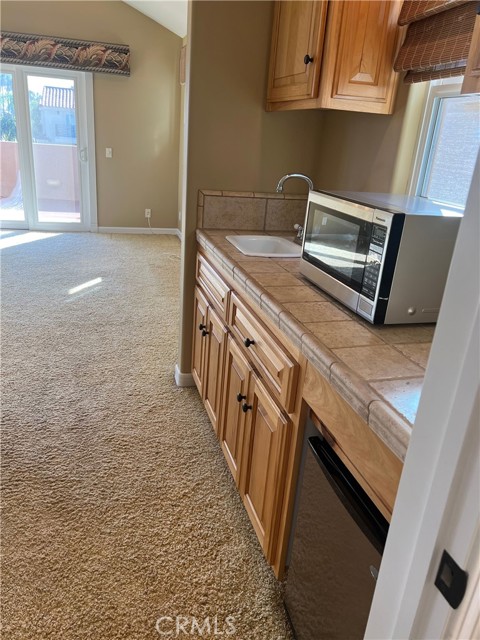 Detail Gallery Image 38 of 47 For 121 21st, Huntington Beach,  CA 92648 - 3 Beds | 4/1 Baths