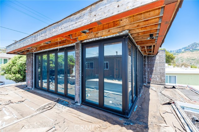 Detail Gallery Image 25 of 29 For 153 Cedar Way, Laguna Beach,  CA 92651 - 3 Beds | 2/1 Baths
