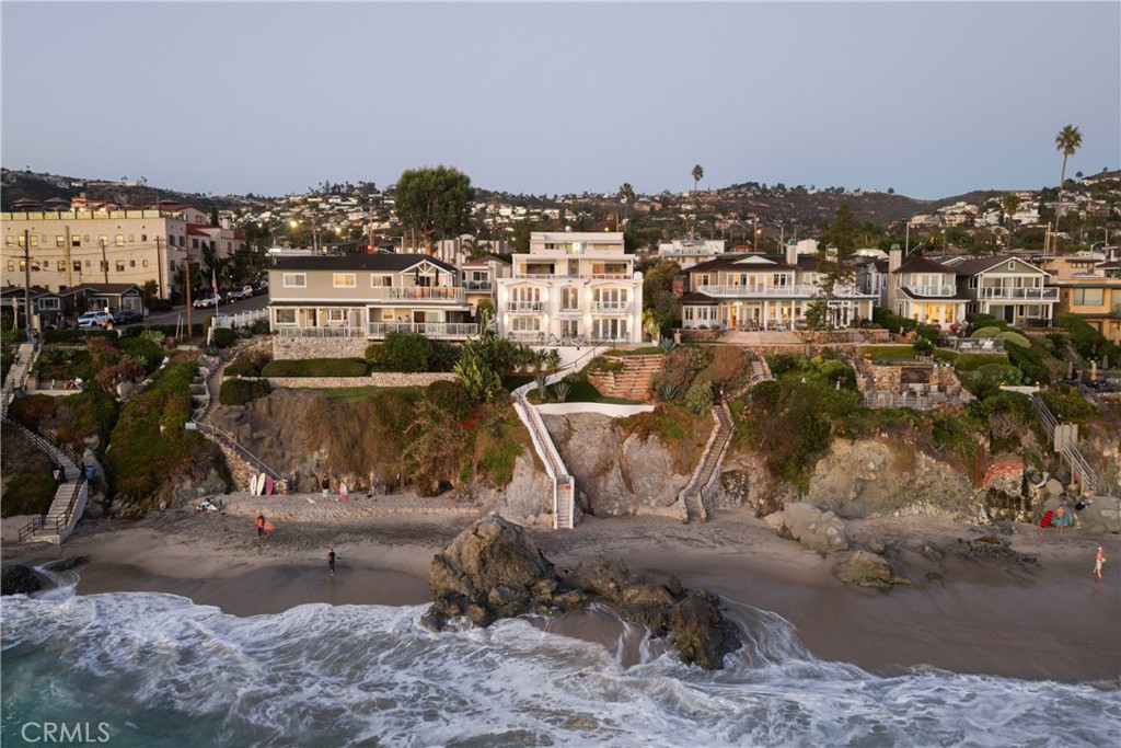 MLS #OC25246405 image #9