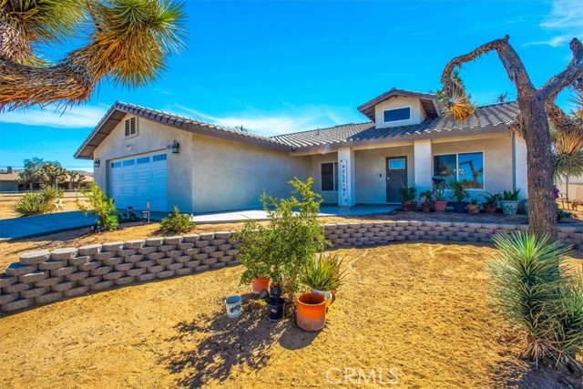 Detail Gallery Image 5 of 53 For 58385 Delano Trl, Yucca Valley,  CA 92284 - 4 Beds | 2 Baths