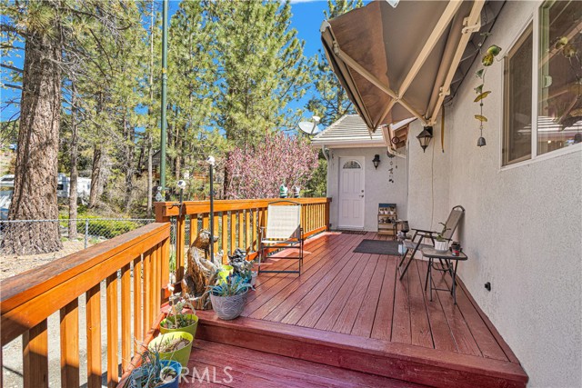 Detail Gallery Image 4 of 31 For 5399 Lone Pine Canyon Rd, Wrightwood,  CA 92397 - 3 Beds | 2 Baths
