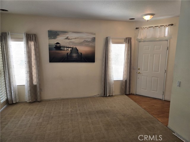 Detail Gallery Image 2 of 13 For 11394 Country Club Dr, Apple Valley,  CA 92308 - 2 Beds | 2 Baths