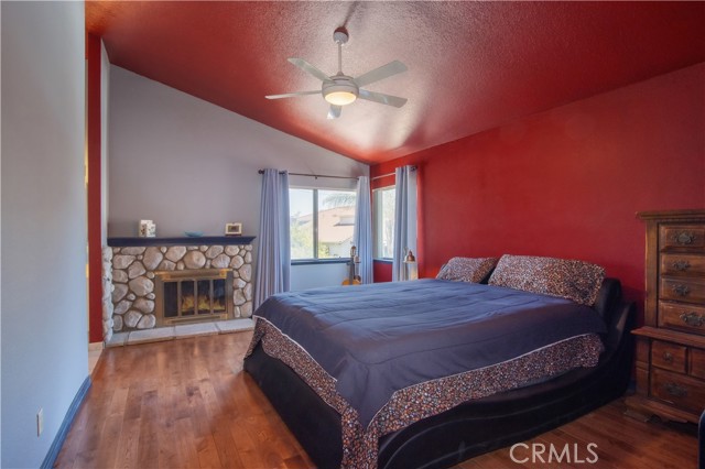 Image 20 of 39 For 12914 Coralberry St.