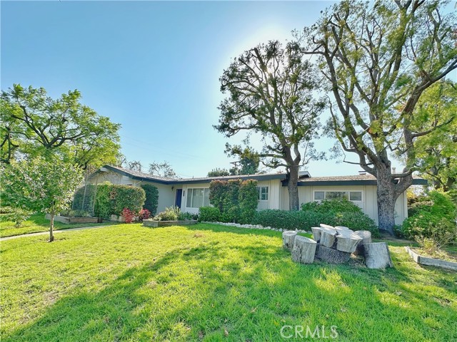 Detail Gallery Image 7 of 28 For 10229 Aldea Ave, Northridge,  CA 91325 - 4 Beds | 2/1 Baths