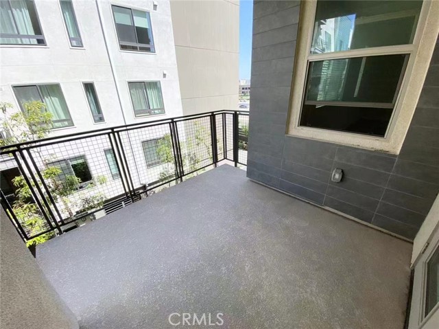 Detail Gallery Image 6 of 6 For 199 Bowery, Irvine,  CA 92612 - 2 Beds | 2 Baths