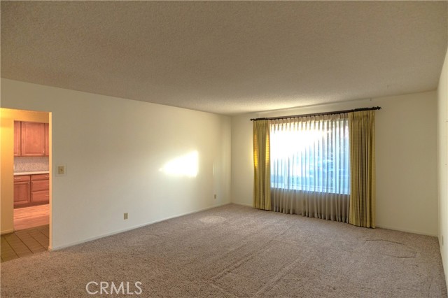 Detail Gallery Image 13 of 44 For 315 Diane Ct, Merced,  CA 95348 - 3 Beds | 2 Baths