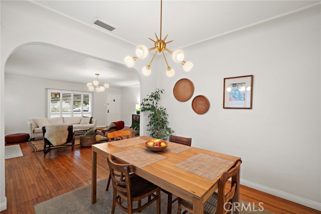 Detail Gallery Image 4 of 20 For 2480 Oregon Avenue, Long Beach,  CA 90806 - 3 Beds | 1 Baths