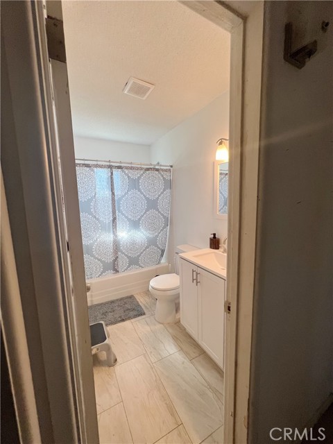 Detail Gallery Image 7 of 12 For 12101 United, Desert Hot Springs,  CA 92240 - 4 Beds | 2 Baths