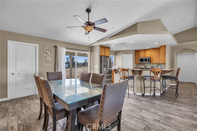 18177 Cherry St, Hesperia CA: https://media.crmls.org/medias/04562b16-779b-4189-9bad-cc367c0f0927.jpg