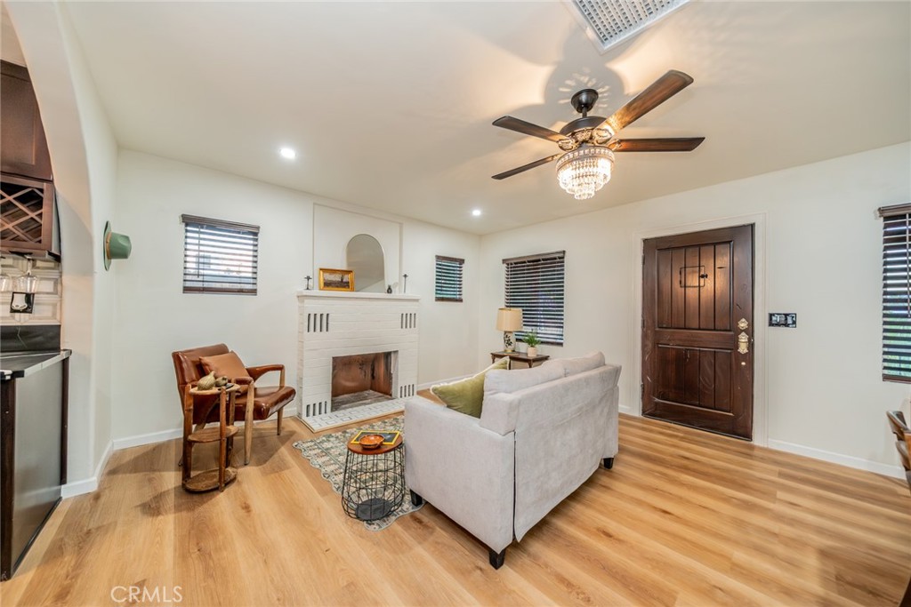 MLS #CV25257042 image #8