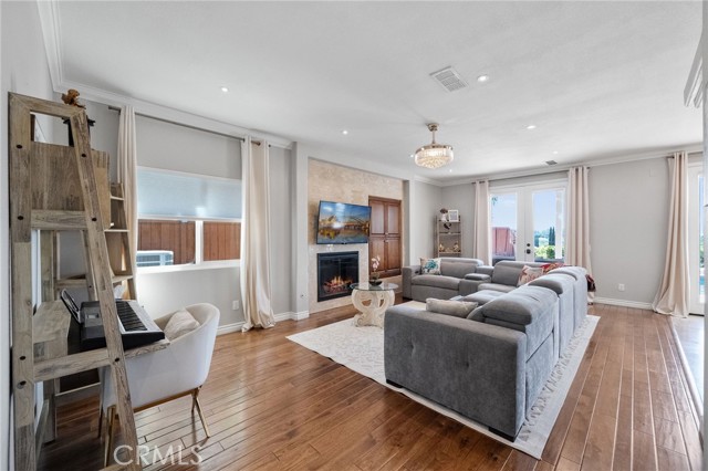 40493 Calle Katerine, Temecula CA: https://media.crmls.org/medias/0457c13e-17c9-4c97-accd-f1405b32b6f5.jpg