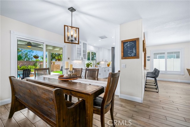 33037 Paterno Street, Temecula CA: https://media.crmls.org/medias/0458f37f-ecbb-4b83-8c13-8f26df6ddb2c.jpg