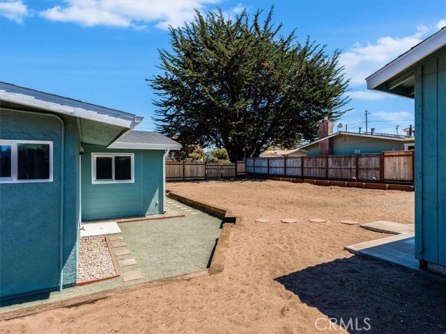 1851 Fearn Avenue, Los Osos CA: https://media.crmls.org/medias/0459437a-540f-459f-82fd-c3bb0a3aafb8.jpg