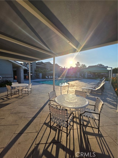 Detail Gallery Image 33 of 34 For 2211 Carob, Tustin,  CA 92782 - 3 Beds | 2/1 Baths