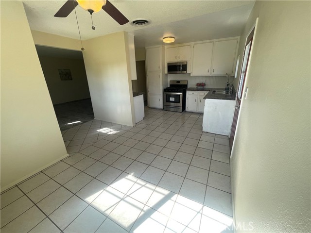 Image 2 for 3230 Mountain Ave, San Bernardino, CA 92404