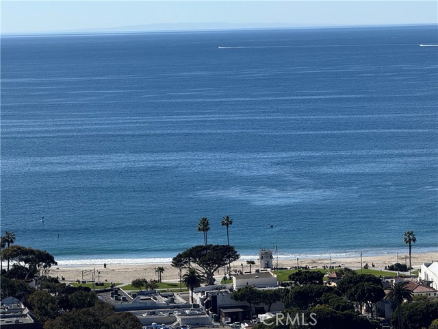 31925 S COAST Highway, Laguna Beach CA: https://media.crmls.org/medias/045aa9f3-ded2-42a0-99b1-55af2583403d.jpg