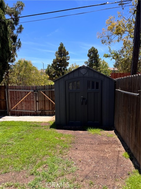 1610 266th Street, Harbor City CA: https://media.crmls.org/medias/045ac14b-af04-45d9-a32f-6598a29cc008.jpg