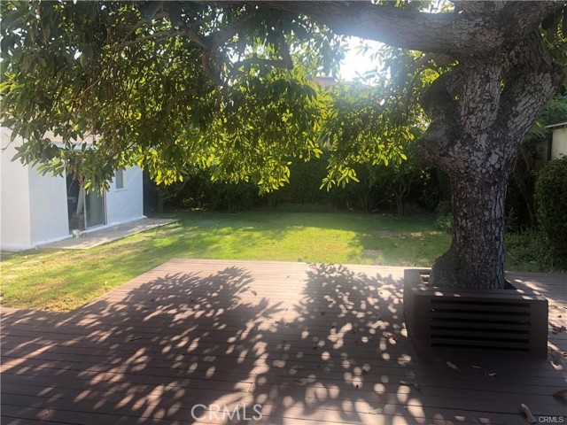 Detail Gallery Image 3 of 11 For 1951 Midvale, –,  CA 90025 - 3 Beds | 2 Baths