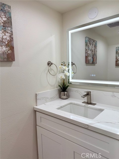 Detail Gallery Image 15 of 16 For 810 W Compton Blvd #7,  Compton,  CA 90220 - 2 Beds | 1/1 Baths