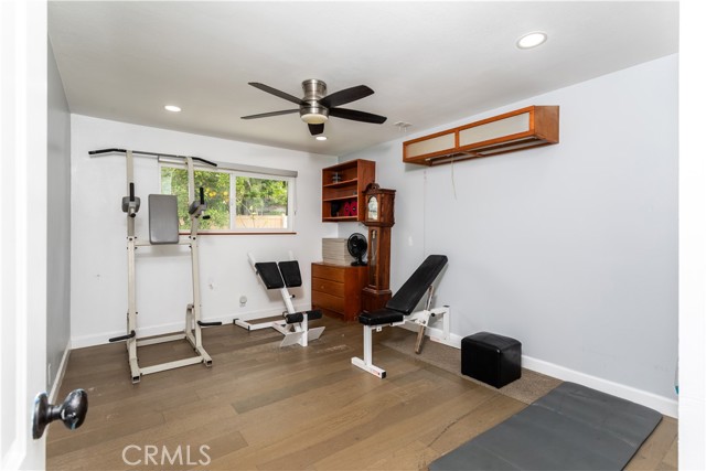 2750 San Carlos Lane, Costa Mesa CA: https://media.crmls.org/medias/045cbd0e-5ea2-43ae-835b-1c9ce97c423e.jpg