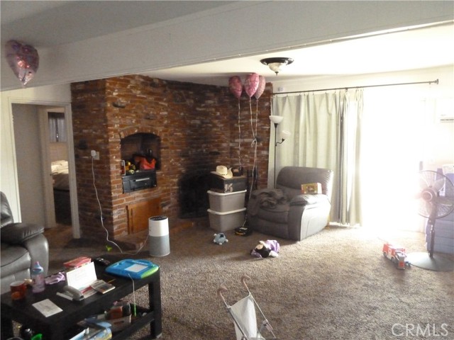 Detail Gallery Image 7 of 25 For 936 N Enid, Azusa,  CA 91702 - 4 Beds | 2 Baths