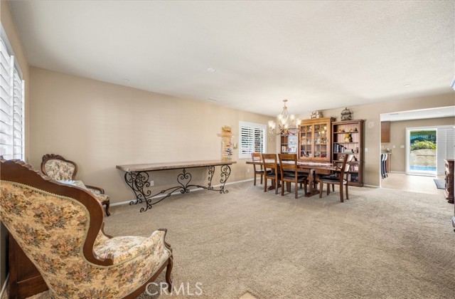 425 Gilia Street, Hemet CA: https://media.crmls.org/medias/045eab06-6fca-46ec-bbc3-17012f9d2af7.jpg