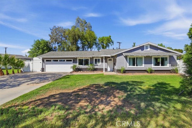 Detail Gallery Image 4 of 57 For 5091 Berryhill Pl, Riverside,  CA 92507 - 4 Beds | 2 Baths