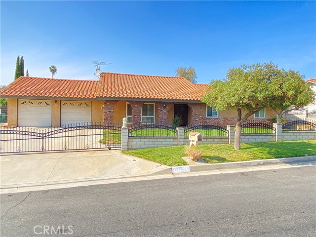 17094 Via Los Caballeros, Riverside, CA 92504