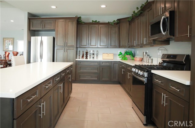 Image 12 of 50 For 449 Skylark  