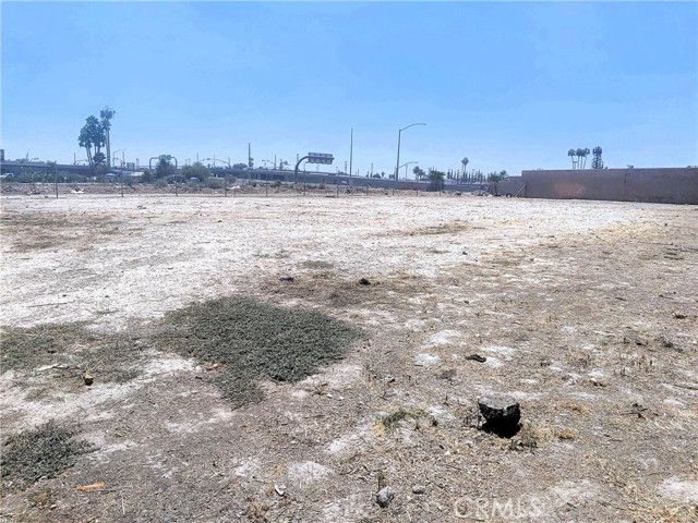 Detail Gallery Image 4 of 11 For 1344 N H St, San Bernardino,  CA 92405 - – Beds | – Baths