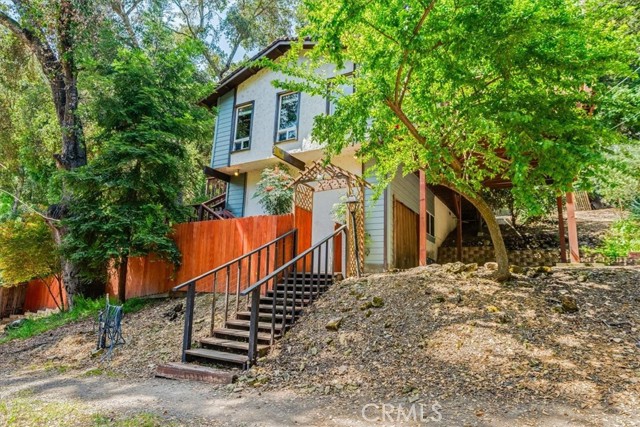 5200 Ardilla Avenue, Atascadero CA: https://media.crmls.org/medias/0460d14a-cc0a-4c3f-8e08-0cf88ea0c97b.jpg