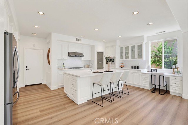 2 Grapevine, Irvine CA: https://media.crmls.org/medias/04616413-0b12-4230-8268-728c10c55676.jpg