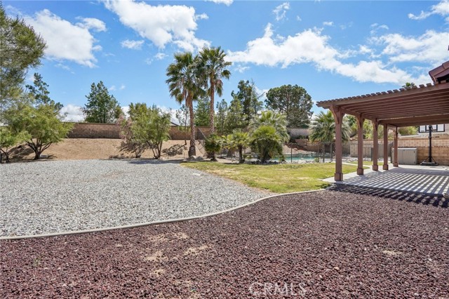 4644 Starstone Court, Palmdale CA: https://media.crmls.org/medias/04628bc0-7f09-4e7a-9348-aa4b215ef4ff.jpg
