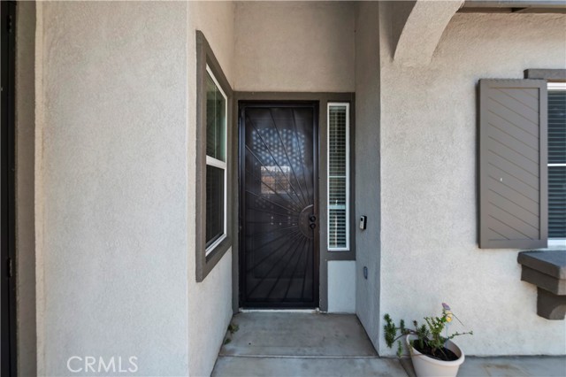 Detail Gallery Image 7 of 31 For 14849 Wigwam Ct, Victorville,  CA 92394 - 5 Beds | 3 Baths