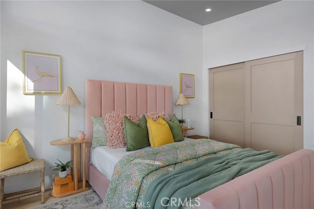 23616 Mariano Street, Woodland Hills CA: https://media.crmls.org/medias/0463a1f6-95cf-4d55-91d1-617118e95991.jpg