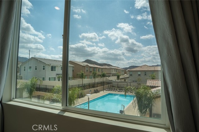 20910 Jennings Way, Newhall CA: https://media.crmls.org/medias/0464572c-26b7-4e5e-aa3c-dfad6cbc386d.jpg